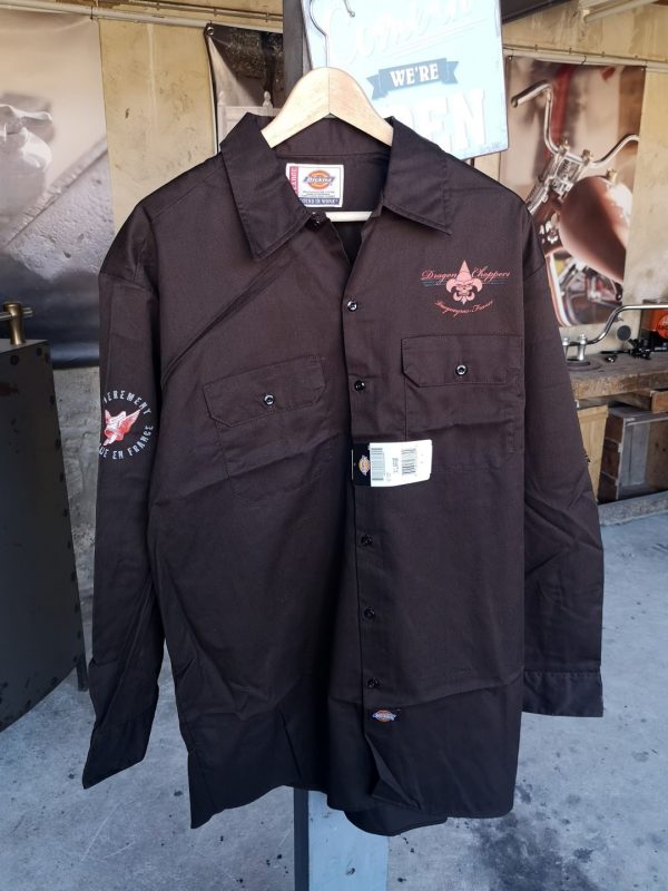 Chemise "Dickies" marron manches longues.